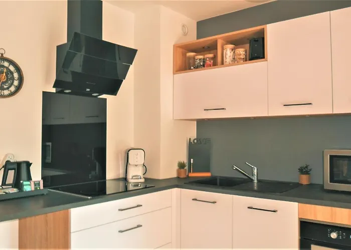 Parc Ferber - Studio, Rez-de-jardin, Proche Mer, Carras Apartmán *